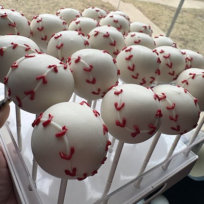 Baseball Cake Pops