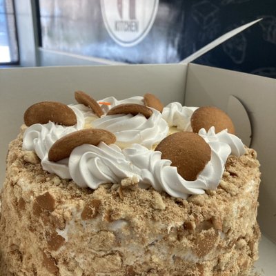 6’ Banana Pudding Cake
