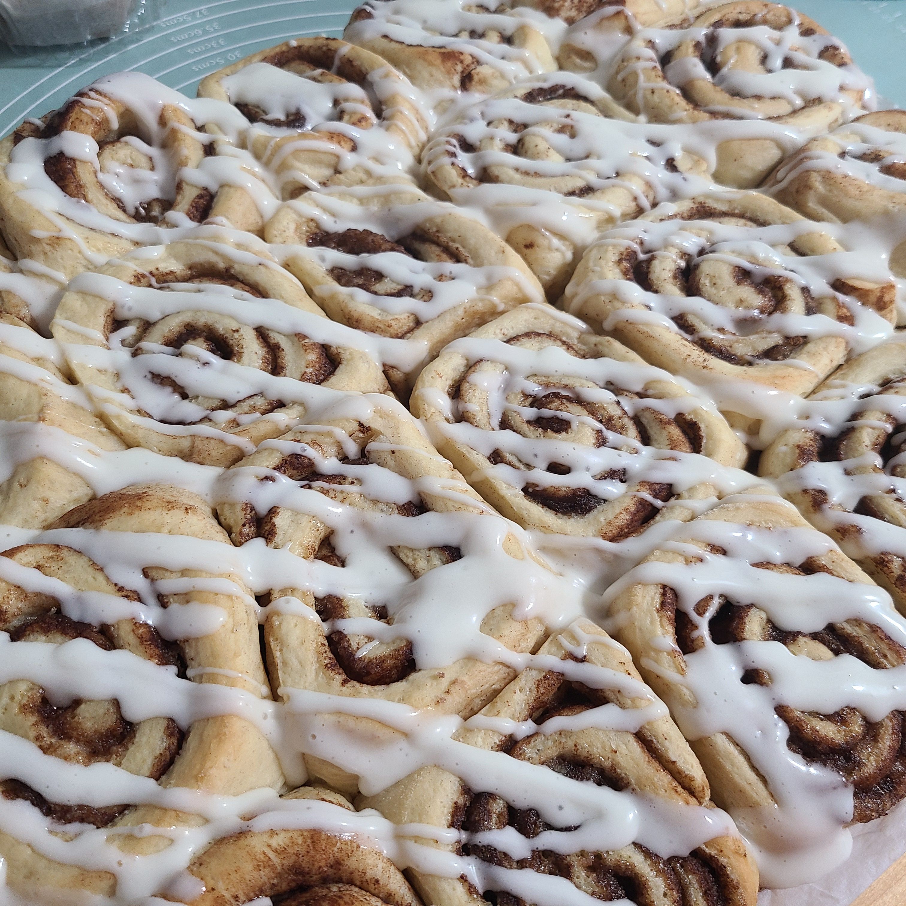 Cinnamon Rolls (Dozen)(12)