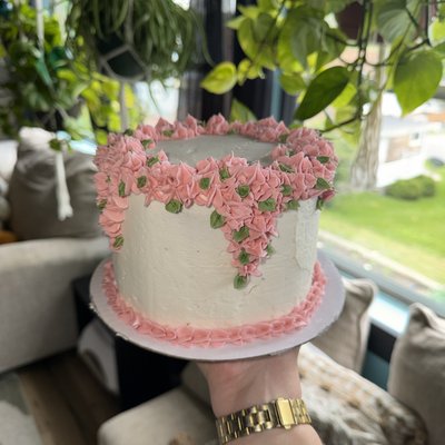 2 layer - 6 inch cake 