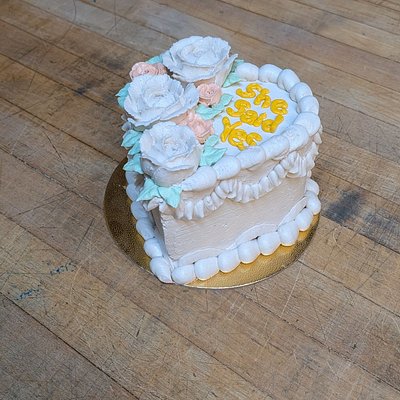  4 Inch Heart Cake 