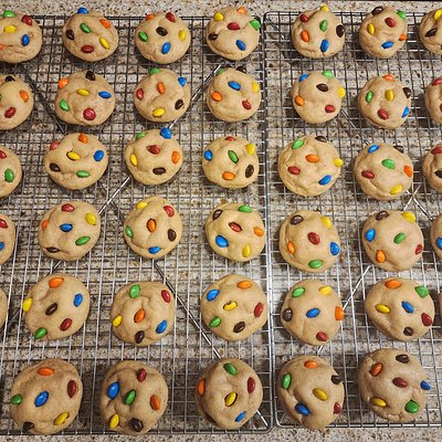 Peanut Butter M&M Cookies