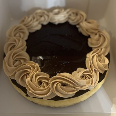Peanut Butter Cup Cheesecake 