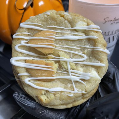Half Dozen Stuffed Banana Pudding Cookies