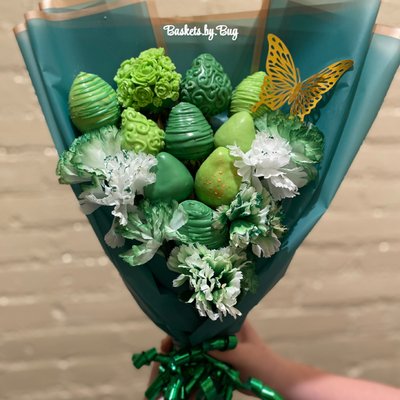 Strawberry Bouquet (10 Ct. With Flowers)