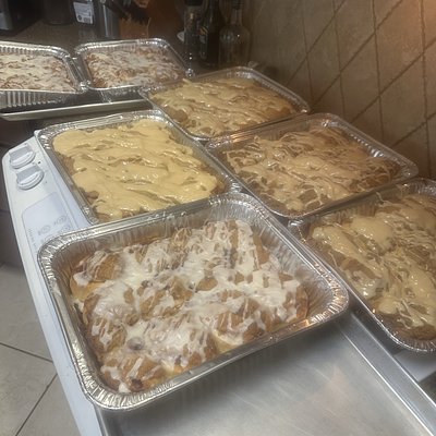 Flavored Cinnamon Rolls 4 Per Pan