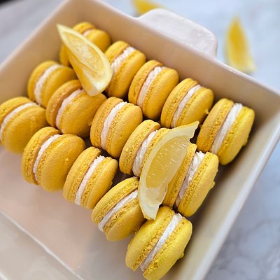 Custom Macarons 