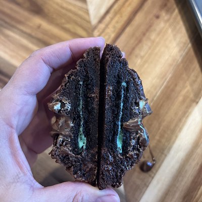 Mint Chocolate Chip Oreo Stuffed