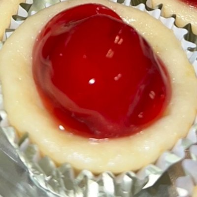 Cheesecake Tarts - Mini Cherry