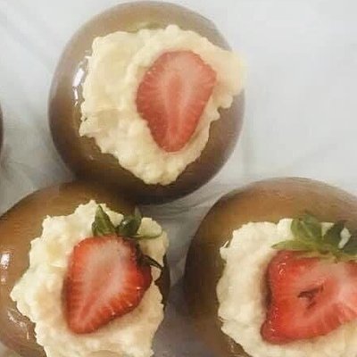 Cheesecake Stuffed Caramel Apple