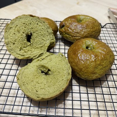 8ct Matcha Bagels