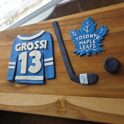 EDIBLE FONDANT TOPPERS