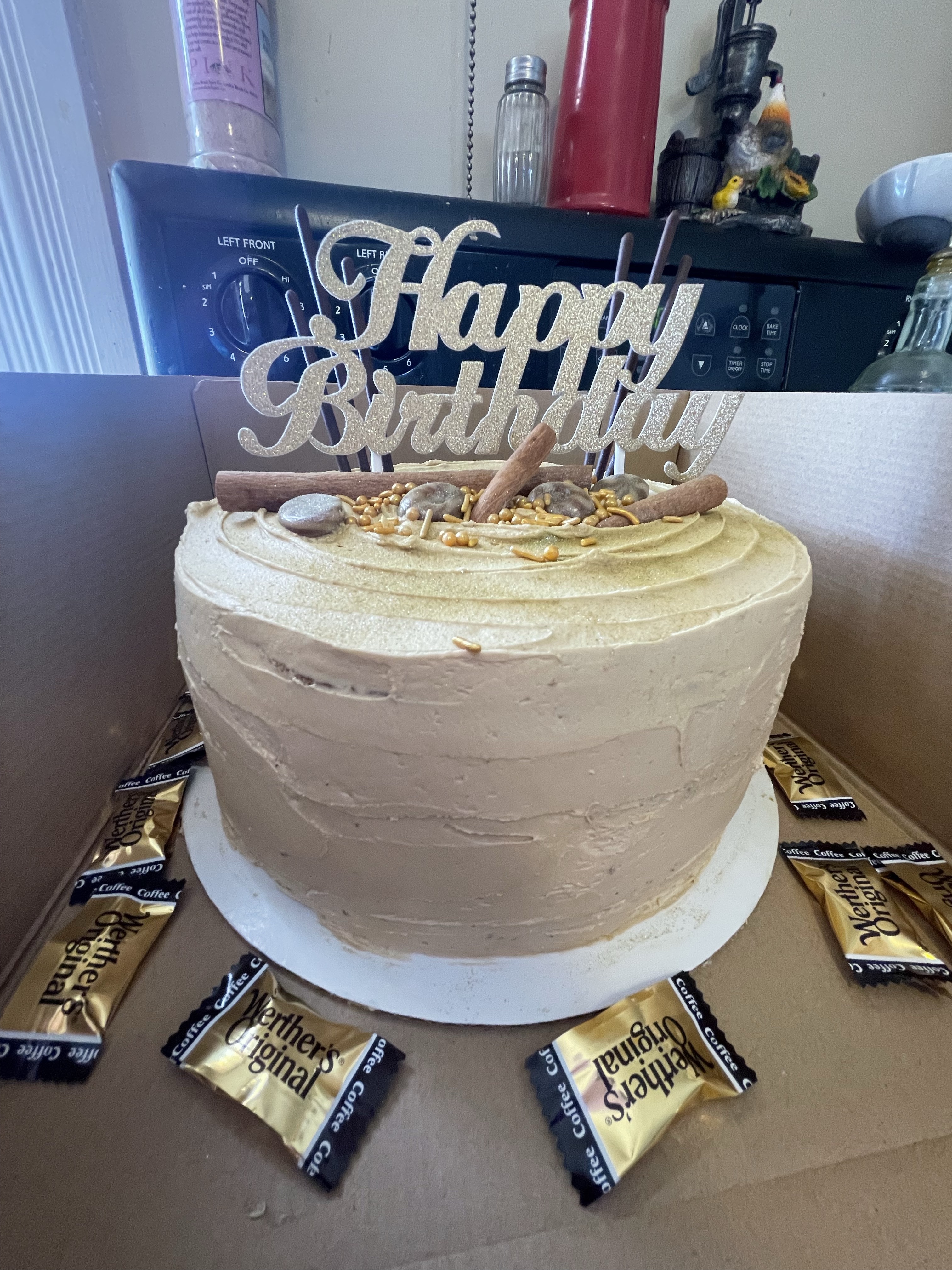 9 Inch Round Cake (Serves Up To 24)
