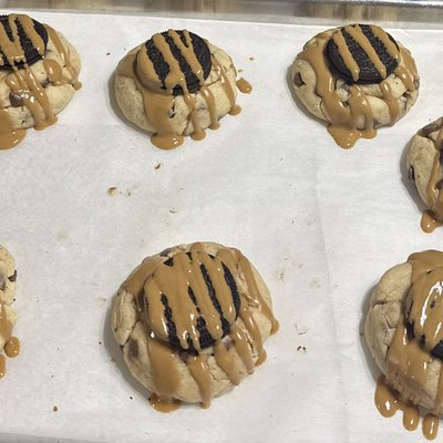 Peanut Butter Oreo Cookies