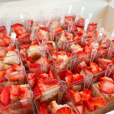 Churro Cheesecake Shooters 