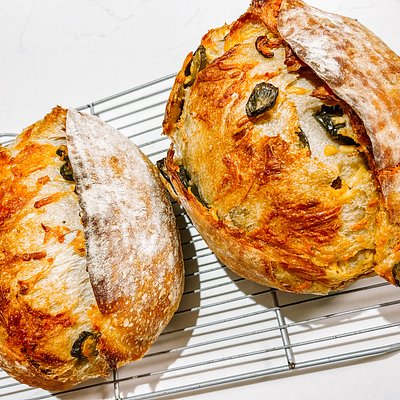 Jalapeño Cheddar Boule