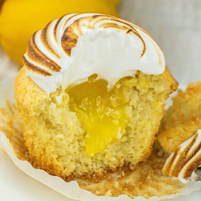 Lemon Meringue Cupcakes