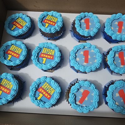 Custom Image Cupcakes  (Per Dozen)