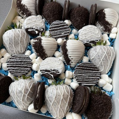 Dozen Chocolate Covered Strawberries 