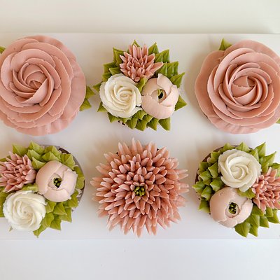 Flower Cupcakes - Set Of 6