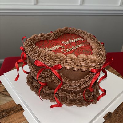 6” Heart Cake (Serves ~10)