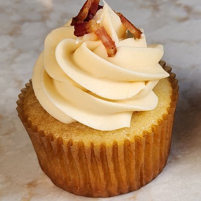 🍂Maple Bacon Cupcake🍂 (1 Dozen)