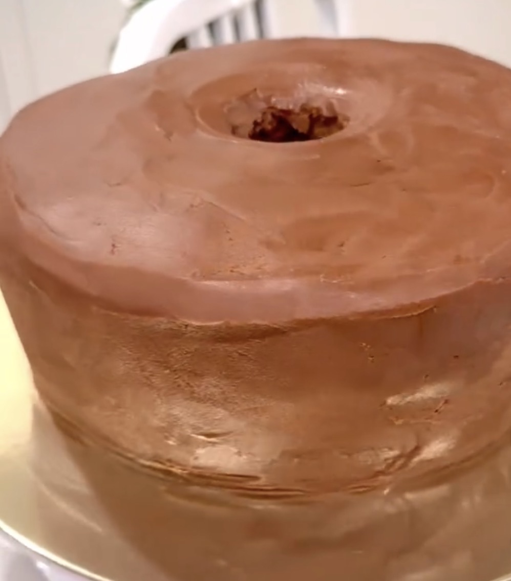 Old Fashion Chocolate Pound Cake with Fudge Icing (1 Full Size)
