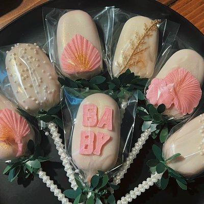 Custom Order Cakesicles