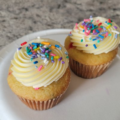 Funfetti Cupcakes