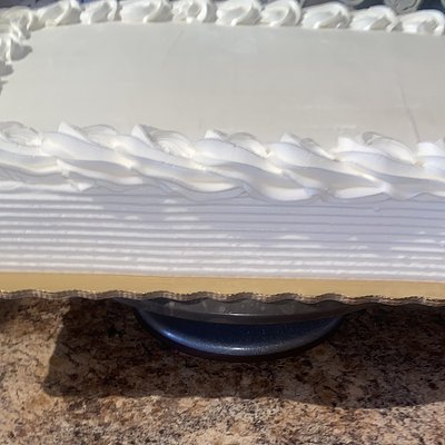1/2 Sheet Cake (vanilla or chocolate)