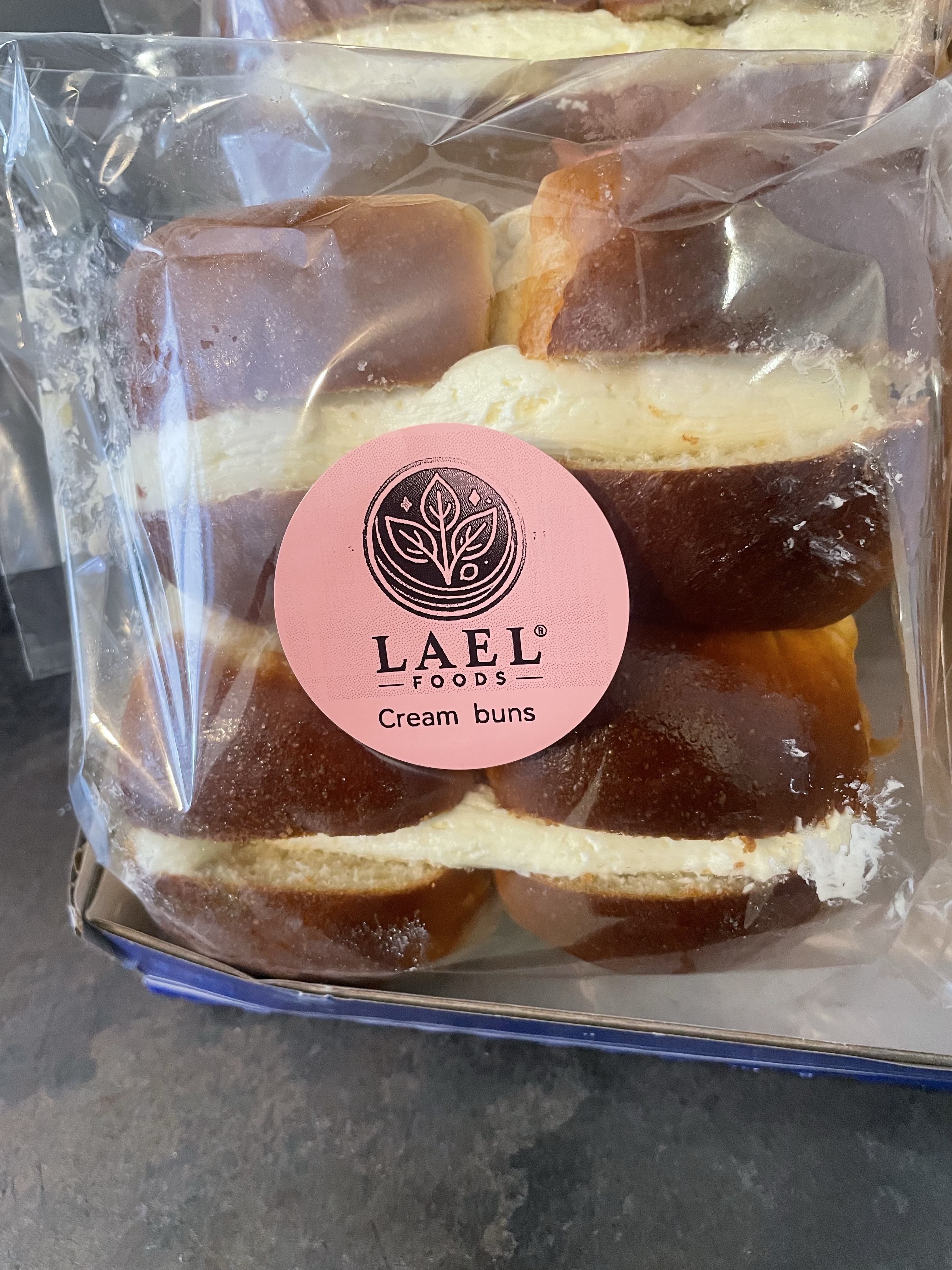 Cream Buns