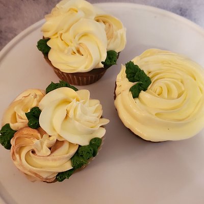 Monogram Floral Cupcakes 