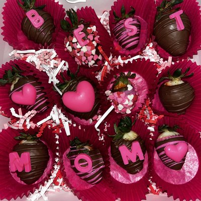 12 Ct Strawberries Dipped 