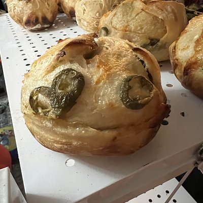 1/2 Loaf Artisan Jalapeño Cheddar Sourdough