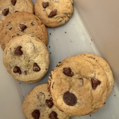Chocolate Chip Cookies (6-pack)