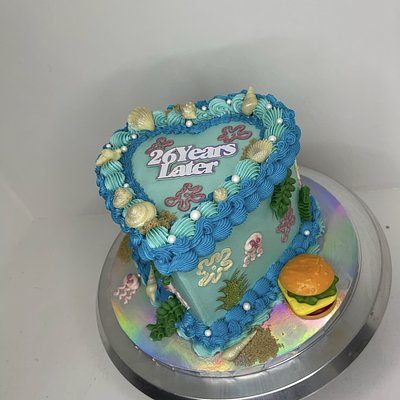 Heart Vintage Cake 