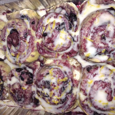 4 Pack Lemon Blueberry Sweet Rolls  