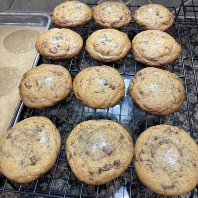 (12) Chocolate Chip Sourdough Cookies