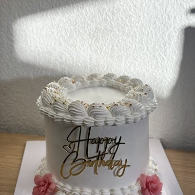 6X6” Custom 3 Leches Cake