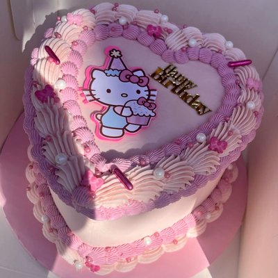 Vintage 6x6 Cake 