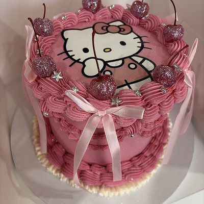 Custom 6 Inch Circle Cake (Regular)