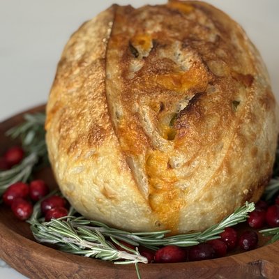 Jalapeño & Sharp Cheddar Sourdough Loaf 2lb