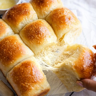 Soft Dinner Rolls