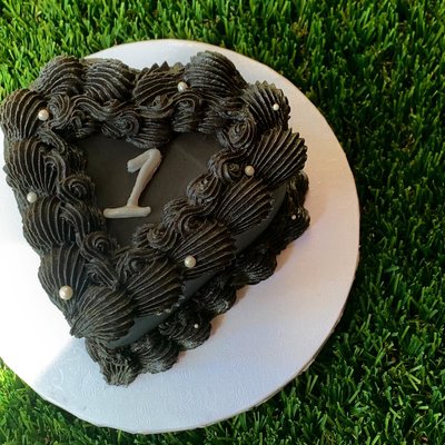 4” Mini Heart Cake