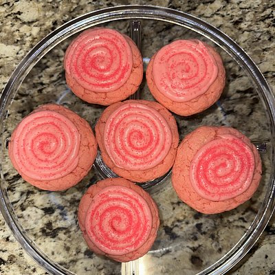 Half a Dozen Strawberry Swirl Cookies