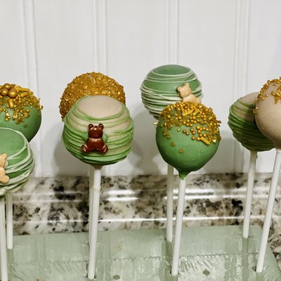 Bear Themed Cake Pops