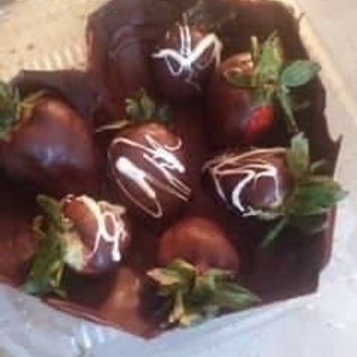 Chocolate Heart Filled With Strawberries 