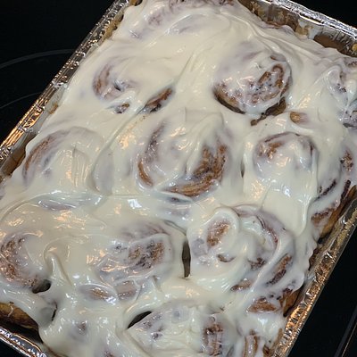 Sticky Cinnamon Rolls (1 Dozen)