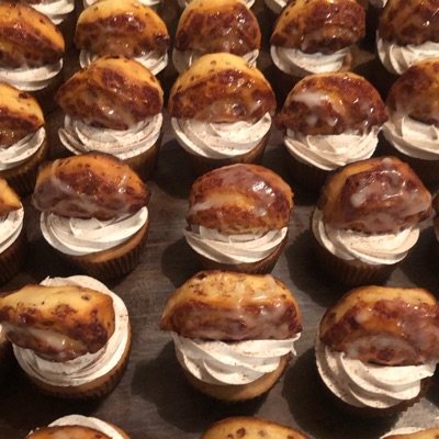 Cinnamon Roll Cupcakes (12ct)
