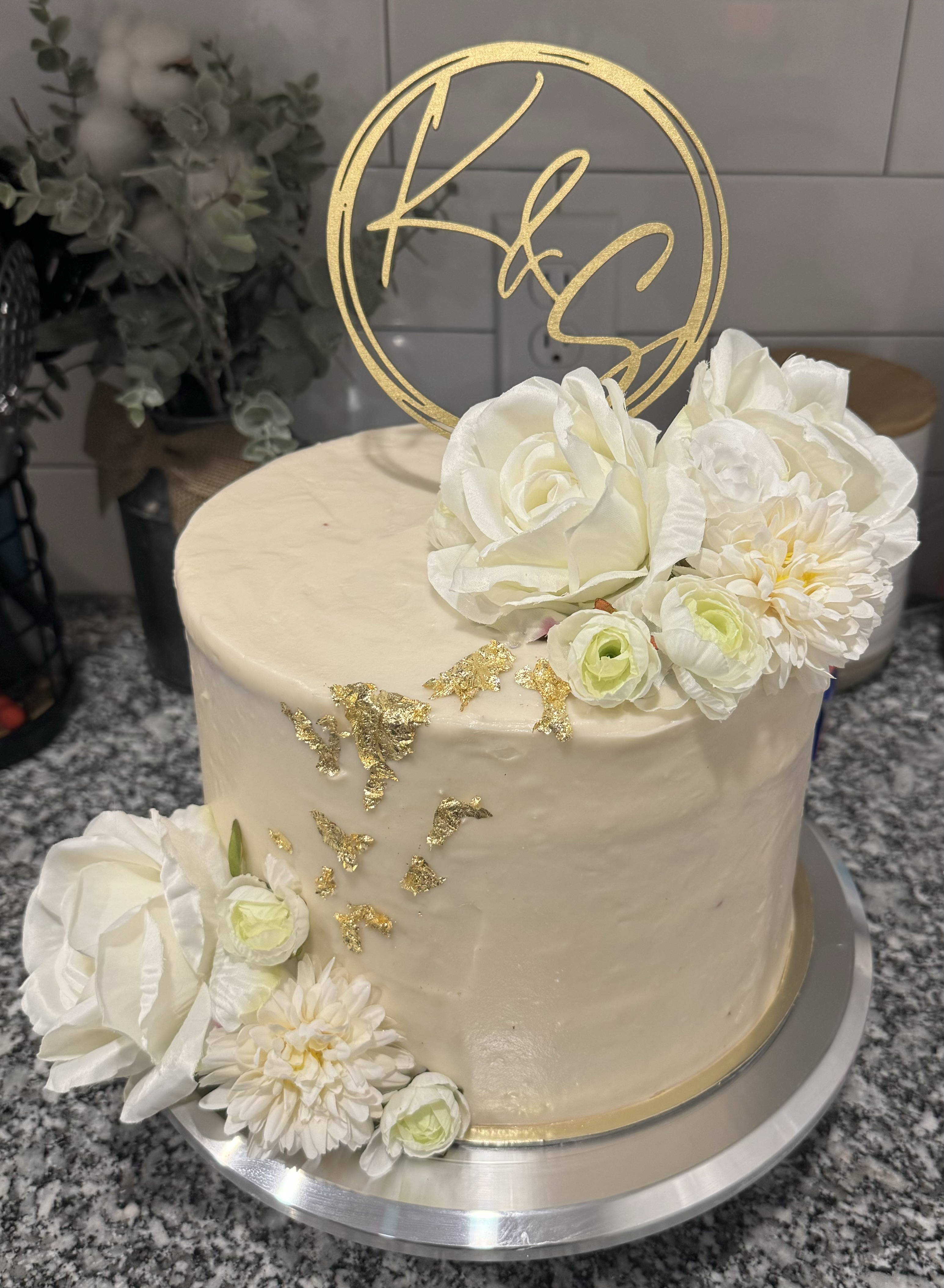 8 Inch Round Cake 